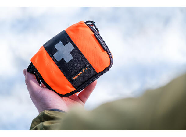 NeverLost Førstehjelpsett Basic DATOVARE! Grunnleggende utstyr 